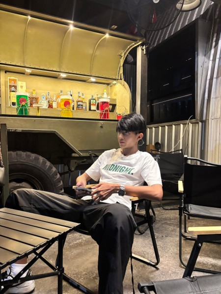 แนะนำเพื่อนที่น่าสนใจ LINE ID Gafiw.75 