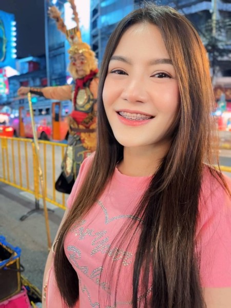 หาเพื่อน LINE ID sugaar2535 